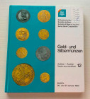 SBV Auktion 12 Gold- und Sibermunzen. Basel 26-27 Januar 1983. Cartonato ed. pp. 241, lotti1194, ill. in b/n, tavv. 6 di ingrandimenti a colori. Con l...