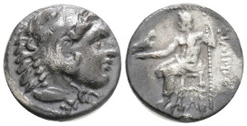 KINGS OF MACEDON. Alexander III 'the Great' (336-323 BC). Drachm. 4 g. 17,3 mm.
Obv: Head of Herakles right, wearing lion skin.
Rev: AΛEΞANΔPOY.
Ze...
