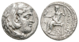 KINGS OF MACEDON. Alexander III 'the Great' (336-323 BC). Drachm. Kolophon. 10 g. 13,1 mm.
Obv: Head of Herakles right, wearing lion skin.
Rev: AΛΕΞ...