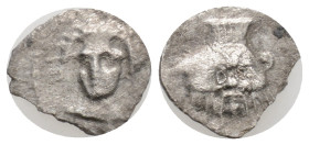 Greek
CILICIA, Uncertain (Circa 4th century BC) AR Obol (10,3 mm, 0.45g)
Obv: Female head of (Arethusa?) facing slightly to left, wearing necklace....