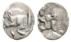 MYSIA. Kyzikos. Obol (Circa 450-400 BC).0,26 g. 9,2 mm.
Obv: Forepart of boar left, with E (retrograde) on shoulder; to right, tunny upward.
Rev: He...
