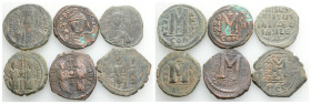 6 pieces, as seen.
