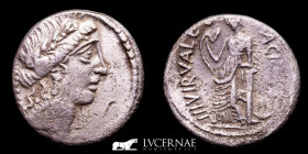 Man. Acilius Glabrio Silver Denarius 3.82g., 17 mm. Rome 49 BC gVF