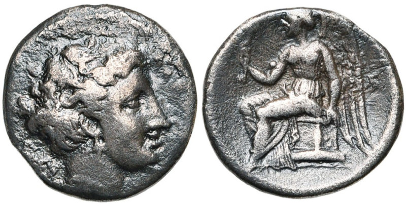 BRUTTIUM, TERINA, AR drachme, vers 300 av. J.-C. D/ TEPINAIΩN T. de la nymphe à ...