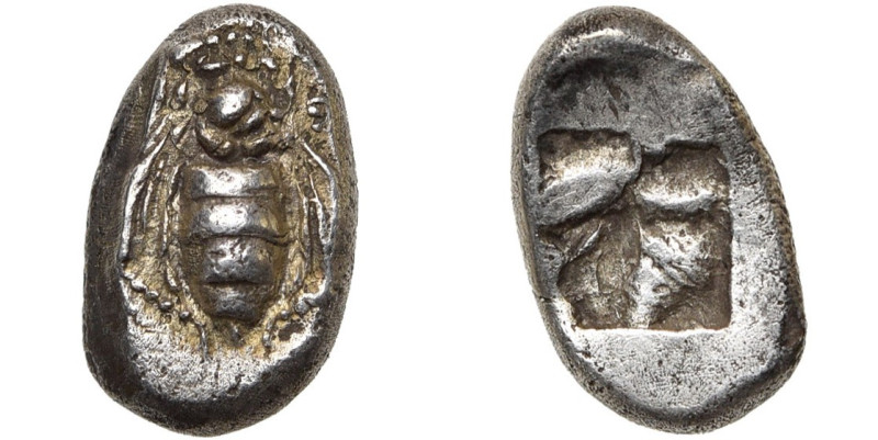 IONIE, EPHESE, AR drachme, vers 480-460 av. J.-C. D/ Abeille vue de dos. R/ Carr...