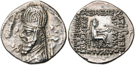 ROYAUME PARTHE, Mithradates II (123-88), AR drachme, Rhagae. D/ B. barbu à g., coiffé d'une tiare ornée d'une étoile. Torque terminé par un point. R/ ...