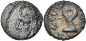 ROYAUME PARTHE, Vologases IV (147-191), AE tétrachalque, Edessa. D/ B. diad. à d. R/ Large  entouré d'une légende, le tout dans une couronne. Sellwoo...