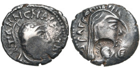 SAKARAUKAE OU INDO-PARTHES, Tanlis II (?), AR drachme, 1er s. av. J.-C., Alexandreia Arion (?). D/ ΤANΛICMAPΔATHC B. casqué à d. R/ PAΓΓOΔH[MHKYPIA] B...