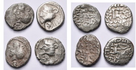 SAKARAUKAE OU INDO-PARTHES, lot de 4 drachmes, contremarques: casque à g. (2), t. casquée à g. (2). Bustes variés. Cfr Senior 200.1D et 200.1D var.
...
