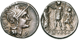 P. Porcius Laeca, AR denier, 110-109 av. J.-C., Rome. D/ T. casquée de Roma à d. Au-dessus, ROMA. A g., P· LAECA. Sous le menton, . R/ Un guerrier en...