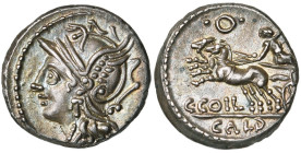 C. Coelius Caldus, AR denier, 104 av. J.-C., Rome. D/ T. casquée de Roma à g. R/ Victoire en bige à g. Au-dessus, ·O·. Sous les chevaux, C·COIL. A l'e...
