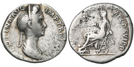 PLOTINA, femme de Trajan, AR denier, Rome. D/ PLOTINA AVG IMP TRAIANI B. diad., dr. à d., les cheveux noués en queue. R/ CAES AVG GERMA DAC COS VI PP ...