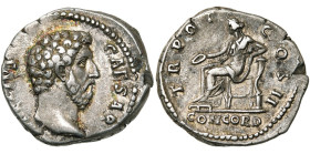 AELIUS César (136-138), AR denier, 137, Rome. D/ L· AELIVS - CAESAR T. à d. R/ TR POT - COS II/ CONCORD Concordia assise à g. sur un trône, ten. une p...
