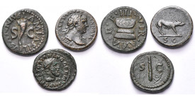 lot de 3 quadrans: Auguste, monétaires: Lamia, Silius et Annius, R/ Autel; Trajan, R/ Louve à d., Massue (rare).

Très Beau