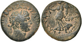 JUDEE, GABA, Hadrien (117-138), AE bronze, 117-118. D/ T. l. à d. R/ Niké allant à g., ten. une couronne et un trophée sur l'épaule g. A d., ZOP (an 1...
