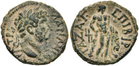 JUDEE, GAZA, Hadrien (117-138), AE bronze, 131-132. D/ T. l. à d. R/ ΓAZA Γ EΠI BP (an 3 de la visite de l'empereur et an 192) Héraclès nu, deb. de f...