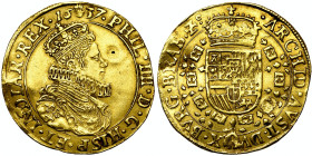 BRABANT, Duché, Philippe IV (1621-1665), AV double souverain, 1637, Anvers. Premier type. D/ B. couronné à d., une grande fraise au col. R/ Ecu couron...