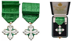 ITALIE, Ordre des Saints-Maurice et Lazare, croix de chevalier en or, 1861-1944, dans un écrin de Cravanzola au monogramme de Victor-Emmanuel.
