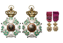 BELGIQUE, Ordre de Léopold, croix de commandeur à titre civil, modèle bilingue en vermeil (58 mm). Sans bélière ni cravate. Avec sa miniature (13 mm)....