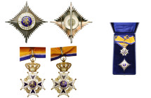 PAYS-BAS, Ordre d’Orange-Nassau, ensemble de grand officier à titre civil: plaque en argent, croix de commandeur en vermeil, cravate et rosette de rap...