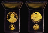 25th Anniversary of Dunkirk 1940 two medal set comprising 66mm diameter in 22 carat gold 106 grammes and 32mm diameter in 22 carat gold 17 gramms by G...