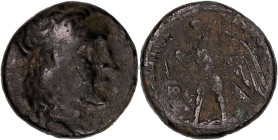 GRÈCE ANTIQUE
Royaume lagide, Ptolémée Ier (305-285 av J-C). Hémiobole ND (après 294 av. J.-C.), Tyr. CPE B134 - Sv.630 ; Bronze - 3,36 g - 15,5 mm - ...