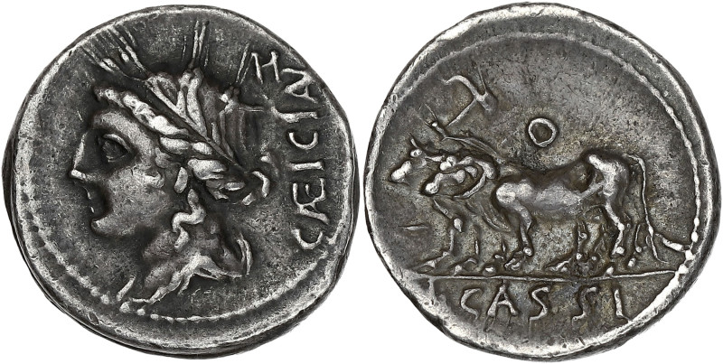RÉPUBLIQUE ROMAINE
L. Caius Caecianus. Denier ND (102 av. J.-C.), Rome. RRC.321/...