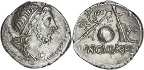 RÉPUBLIQUE ROMAINE
Cn. Cornelius Lentulus Clodianus. Denier ND (76-75 av. J.-C.), Espagne. RRC.393/1b ; Argent - 3,87 g - 19 mm - 1 h
Superbe.