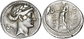 RÉPUBLIQUE ROMAINE
Q. Pomponius Musa. Denier ND (66 av. J.-C.), Rome. RRC.410/9b ; Argent - 3,85 g - 17 mm - 5 h
Avec Thalia. TTB.
Cette série au reve...