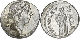 RÉPUBLIQUE ROMAINE
Manius Acilius Glabrio. Denier ND (49 av. J.-C.), Rome. RRC.442/1a ; Argent - 4,08 g - 18 mm - 7 h
Superbe.
