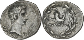 EMPIRE ROMAIN
Auguste (27 av. J.-C. - 14 ap. J.-C.). Cistophore 25 av. J.-C., Éphèse. RIC.477 - RPC.2213 ; Argent - 11,5 g - 25 mm - 12 h
Provient de ...