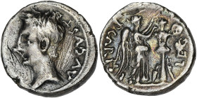 EMPIRE ROMAIN
Auguste (27 av. J.-C. - 14 ap. J.-C.). Quinaire avec P. Carisius 25-23 av. J.-C., Mérida. RIC.1b ; Argent - 1,76 g - 13,5 mm - 9 h
Rayur...