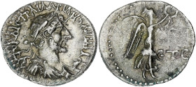 EMPIRE ROMAIN
Hadrien (117-138). Hémidrachme 121-122, Césarée de Cappadoce. Syd.260 ; Argent - 1,71 g - 14,5 mm - 12 h
Belle frappe. TTB à Superbe....
