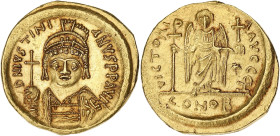 EMPIRE BYZANTIN
Justinien (527-565). Solidus 542-552, Constantinople, 8e officine. BC.140 ; Or - 4,34 g - 20 mm - 6 h
À peine décentré. Avec des refle...