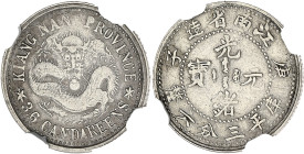 CHINE
Empire de Chine, Guangxu (Kwang Hsu) (1875-1908), province de Jiangnan (kiangnan). 5 cents 1900. Y.141a - L&M.236 ; Argent - 1,3 g - 15,5 mm - 1...