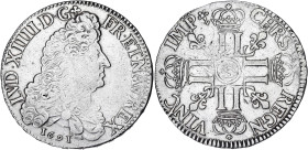 FRANCE / CAPÉTIENS
Louis XIV (1643-1715). Écu aux huit L, 1er type, flan neuf 1691, S, Reims. Dy.1514 - G.216 ; Argent - 26,96 g - 39,5 mm - 6 h
Seuls...