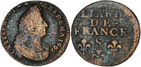FRANCE / CAPÉTIENS
Louis XIV (1643-1715). Liard au buste âgé, 3e type 1699/8, S, Reims. Dy.1589 - G.81 - C2G.214 b1 (0 exemplaire) ; Cuivre - 3,99 g -...