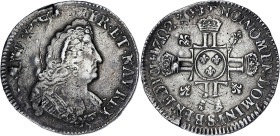 FRANCE / CAPÉTIENS
Louis XIV (1643-1715). Demi-écu aux huit L, 2e type 1704, S, Reims. Dy.1552A - G.194 ; Argent - 12,93 g - 36 mm - 6 h
Réformation s...
