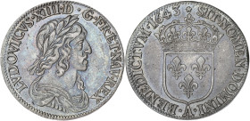 FRANCE / CAPÉTIENS
Louis XIII (1610-1643). Quart d’écu au buste drapé et cuirassé 1643, A, Paris (rose). Dy.1351 - G.48 ; Argent - 6,80 g - 27 mm - 6 ...
