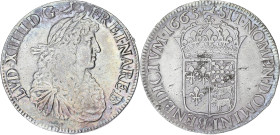 FRANCE / CAPÉTIENS
Louis XIV (1643-1715). Écu de Béarn au buste juvénile 1665, Pau. Dy.1490 - G.208 - Dav.3804 ; Argent - 27,07 g - 39 mm - 6 h
Avec s...
