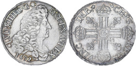 FRANCE / CAPÉTIENS
Louis XIV (1643-1715). Écu aux huit L, 1er type, flan neuf 1692, G, Poitiers. Dy.1514 - G.216 - Dav.3811 ; Argent - 27,19 g - 39 mm...