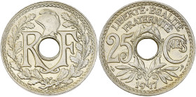 FRANCE
IIIe République (1870-1940). 25 centimes Lindauer 1917, Paris. G.380 - F.171 ; Nickel - 5 g - 24 mm - 6 h
Patine dorée. Presque Fleur de coin....