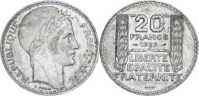 FRANCE
IIIe République (1870-1940). Essai-piéfort de 20 francs Turin 1929, A, Paris. GEM.199.EP - Maz.2554 ; Argent - 39,8 g - 34,5 mm - 12 h
Poinçons...