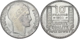 FRANCE
IIIe République (1870-1940). 10 francs Turin 1930, Paris. G.801 - F.360 ; Argent - 10 g - 28 mm - 6 h
D’infimes marques. Fleur de coin.