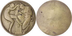 FRANCE
IIIe République (1870-1940). Médaille Art Déco, la Danse du Faune par Dropsy ND. Bronze - 139 g - 70 mm - 12 h
TTB.