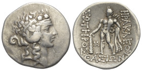 Inseln vor Thrakien. Thasos.

 Tetradrachme (Silber). Ca. 148 - 90 v. Chr.
Vs: Kopf des Dionysos mit Efeukranz und Tainia rechts.
Rs: Jugendlicher...