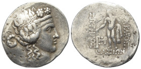 Inseln vor Thrakien. Thasos.

 Tetradrachme (Silber). Ca. 148 - 90 v. Chr.
Vs: Kopf des Dionysos mit Efeukranz und Tainia rechts.
Rs: Jugendlicher...