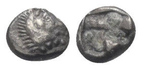Kleinasien. Ungesicherte Münzstätten.

 Obol (Silber). 6. / 5. Jhdt. v. Chr.
Vs: Pferdekopf rechts.
Rs: Unregelmäßiges Quadratum incusum.

7 mm....