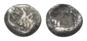 Königreich Lydien. Kroisos (556 - 541 v. Chr.).

 1/24 Stater (Silber). Sardeis.
Vs: Vorderteil eines Löwen und eines Stieres einander gegenüber.
...