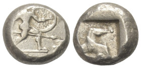 Pamphylien. Aspendos.

 Stater (Silber). Ca. 465 - 430 v. Chr.
Vs: Krieger mit Lanze und Schild nach rechts schreitend.
Rs: Triskeles in vertiefte...